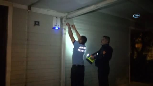 Ankara İtfaiyesinden Termal Kameralı Kedi Kurtarma Operasyonu