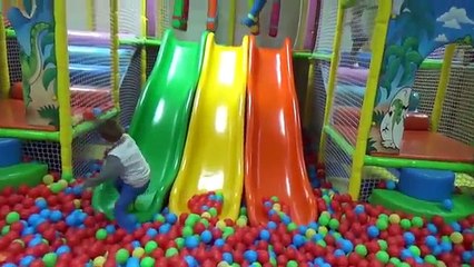 New GREAT Indoor Playground fun for kids with Ball PIT BALLS Funny Slides and more