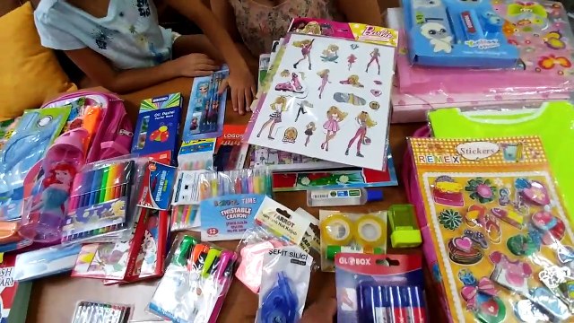 OKUL ALIŞVERİŞİ SONRASI ÇANTALARIMIZI YERLEŞTİRİYORUZ, Eğlenceli çocuk videosu