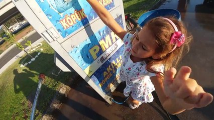 ELİF ARABA YIKIYOR , Eğlenceli çocuk videosu