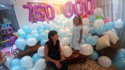 750.000 Kutlaması balonları içinde LOL SÜRPRİZ BEBEKLER elif bayıldı bunlara