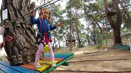 Antalya Anadolu parkta atraksiyonlar, İP PARKURU (FUN CLIMBING) elif bu parkuru çok sevdi