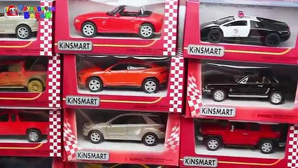 Скачать видео: En Rayo McQueen de la película Cars desembalaje de los coches de policía de dibujos animados coche Cooper n