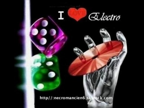 Micha moore space (klaas remix)