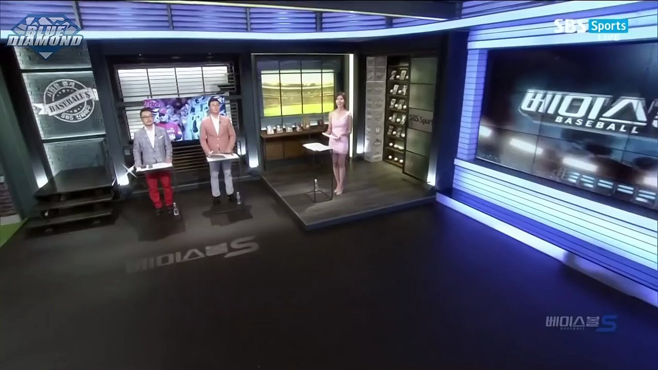 전설이된 그녀의 의상 진달래 아나운서 레전드 4가지