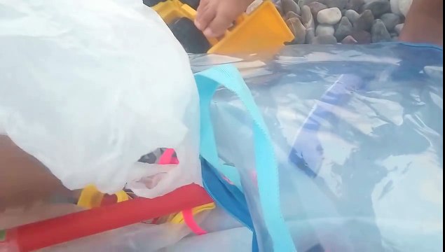 elif deniz keyfi, sualtı çekimi. Eğlenceli çocuk videosu