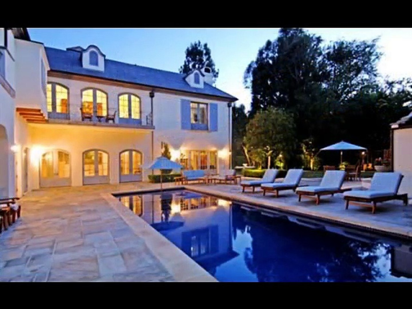 ⁣Ariana grande Lifestyle (house , cars, net worth)[1]