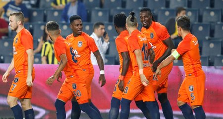 Süper Lig'de Başakşehir, Fenerbahçe'yi 3-2 Mağlup Etti