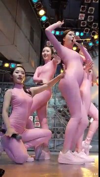 [직캠 레전드] 타이즈 입고 쩍벌♥ 식스밤(SixBomb) 소아(SOA) Step to me / SEXY KPOP FANCAM