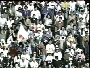 GP Giappone 1990: Camera car di Caffi,sorpasso di S.Nakajima a Warwick,intervista a Cesare Fiorio e pit stop di Patrese