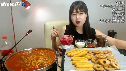 직접만든 우동밀떡볶이 치즈스틱 오징어링 먹방 mukbang 볼빨간효닝