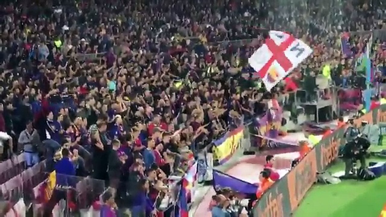 Le Camp Nou revisite La Marseillaise en l'honneur de Dembele !