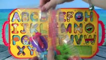 ELMO On the Go Letters Toy Alphabet Playset for Kids Learn ABC PUZZLE with Surprise Sesame