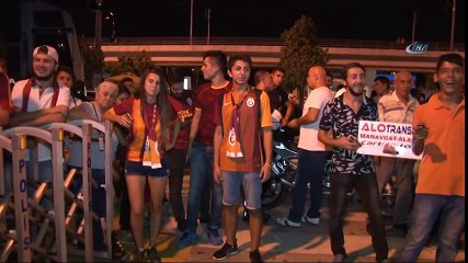 Galatasaray, Antalya’da Coşkuyla Karşılandı