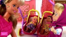 Mashaallah es) allí pasado en y masha oso de dibujos animados Barbie mamá con bañera muñecas de baño con espuma el