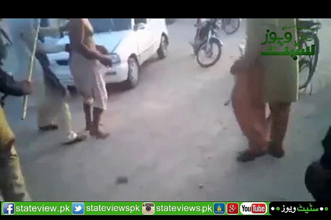 Punjab Police Using Force on Innocent Person what a painful scene to know watch video
