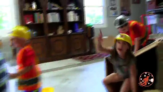 Свалка для Дети Дети ... могущественный на Это десять поездка тонка грузовая машина