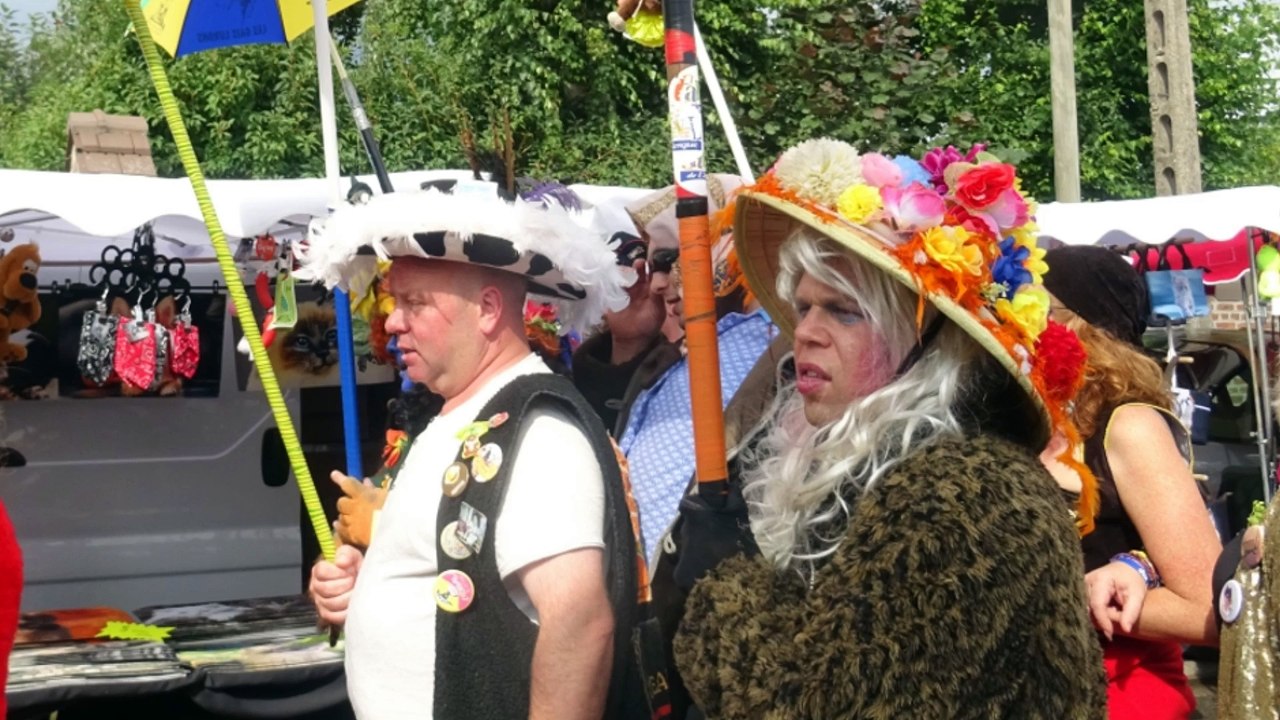 02-09-2017 Déplacement Carnavalesque à la foire à l'ail à Arleux