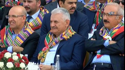 Başbakan Yıldırım Ata Bindi