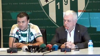 Yusuf Erdoğan, Bursaspor'a 3 yıllık imzayı attı