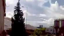 2007 dirsek acti kapatti  ve ekede busekilde bos atıp cortladi. Neyse odur. Kusun yasina bakmayin havada kaldiginada bakmayin.