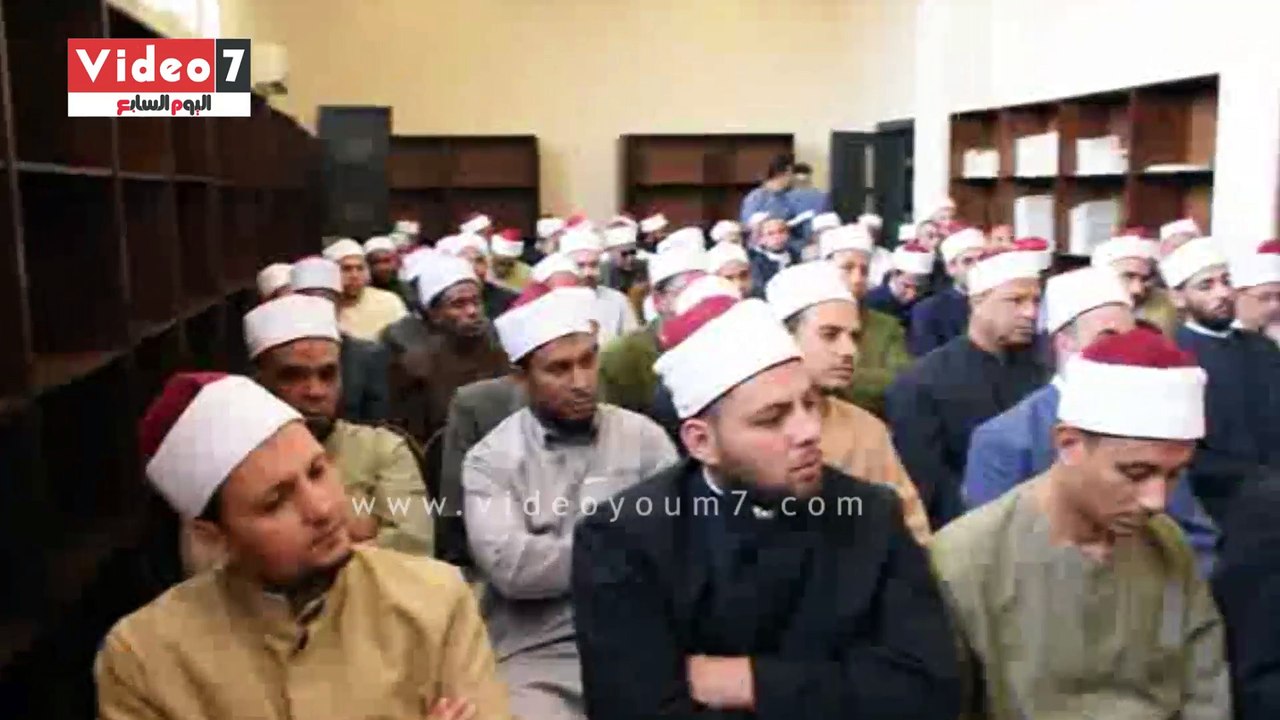 محافظ أسوان يلقي محاضرة في المعسكر التدريبي للأئمة