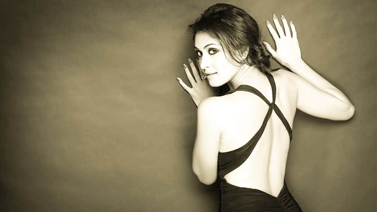 manjari phadnis photo shoot  2017 | top 10 list