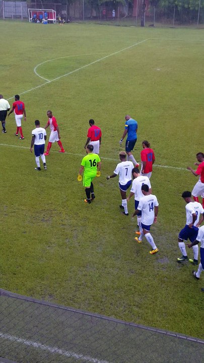 ESSOR - RC RIVIERE PILOTE (Entrée de match)