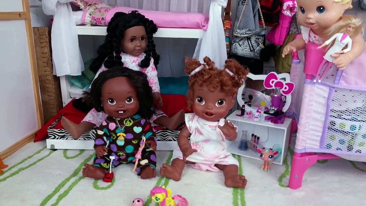 PAJAMA RAP BATTLE! | Night Routine Baby Alive & American Girl Type Dolls | BlueprintDIY