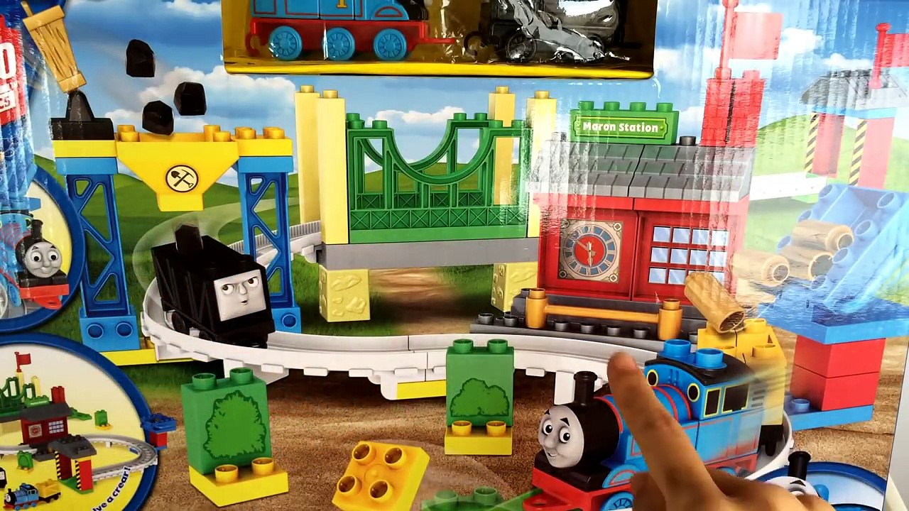 Thomas and Friends Mega Bloks Deluxe Starter Set with Coal and Log Chute - Unboxing and Review