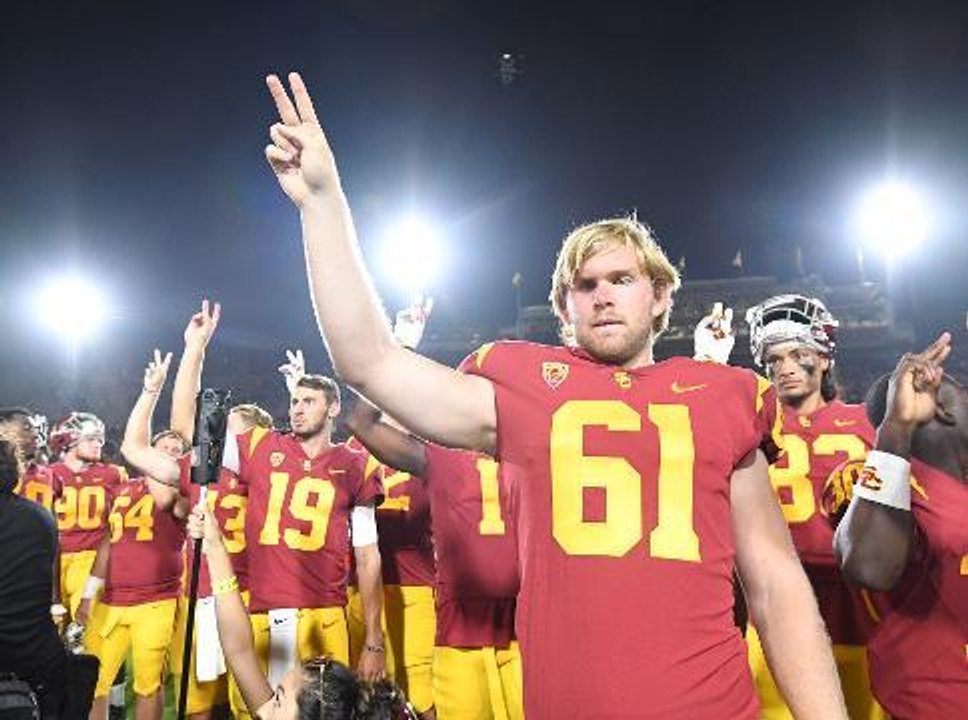 Amway Coaches Poll Week 2: USC lights up Stanford