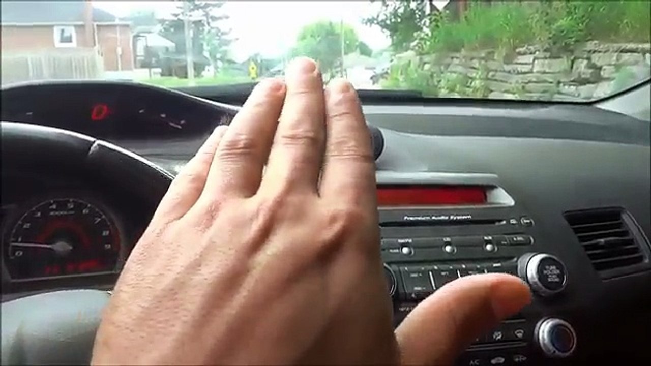 How To Park Downhill / Uphill With Or Without Curb.