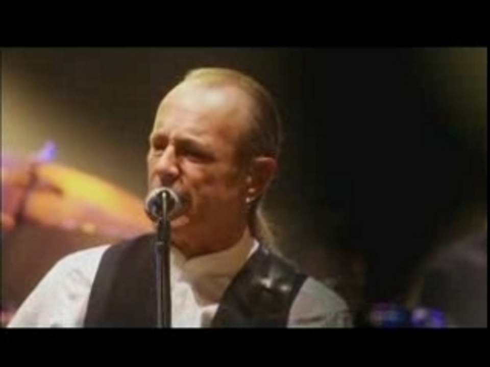 QUO_CAROLINE 2006