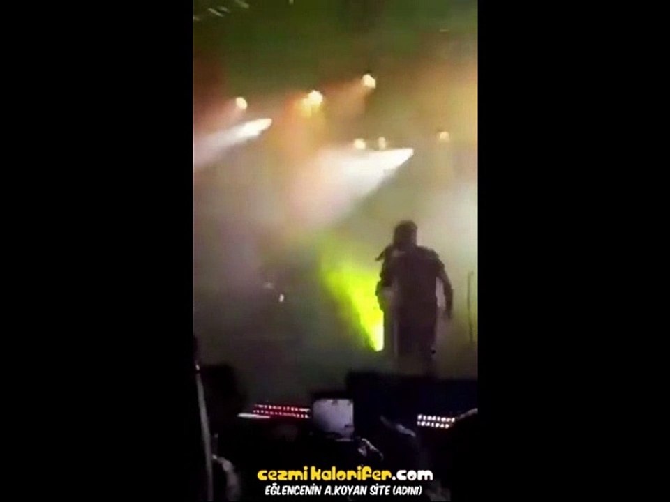 Düet Programıyla Ünlenen Cizre'li Mehmet'in Hayalini Gerçekleştirip Gerçek Hayatta Anne Marie ile Düet Yapması