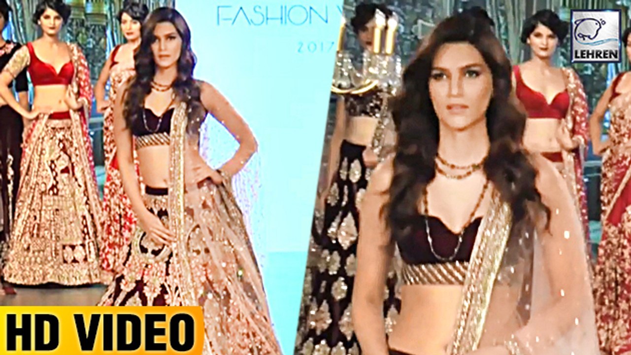 Kriti Sanon Dazzles On Ramp At BT Fashion Week