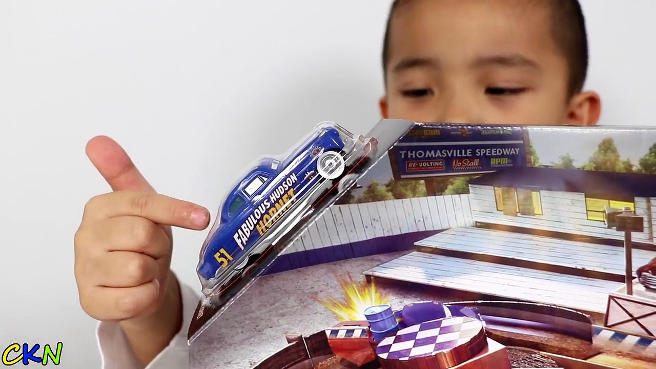 NEW Disney Cars 3 Toys Unboxing Thomasville Racing Speedway Playset With Ckn Toys