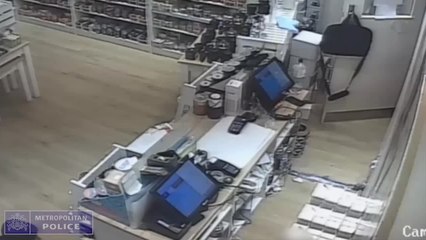 Man Uses Boy, 5, To Steal Phone From Bromley Shop