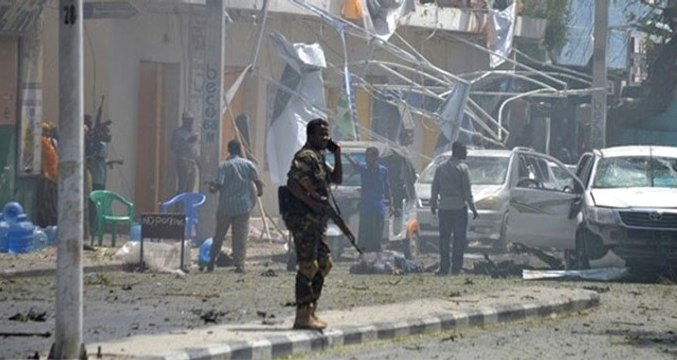 Somali'de Askeri Üsse Bombalı Saldırı: 10 Ölü!