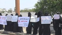 أمهات المختطفين بعدن يحملن رئيسي الجمهورية والحكومة المسؤولية