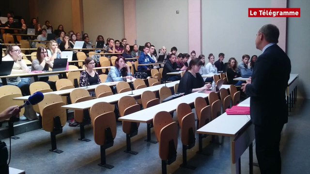 Quimper. Jean-Jacques Urvoas retrouve l'université