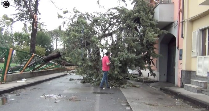 Aversa (CE) - Maltempo, danni in città (11.09.17)