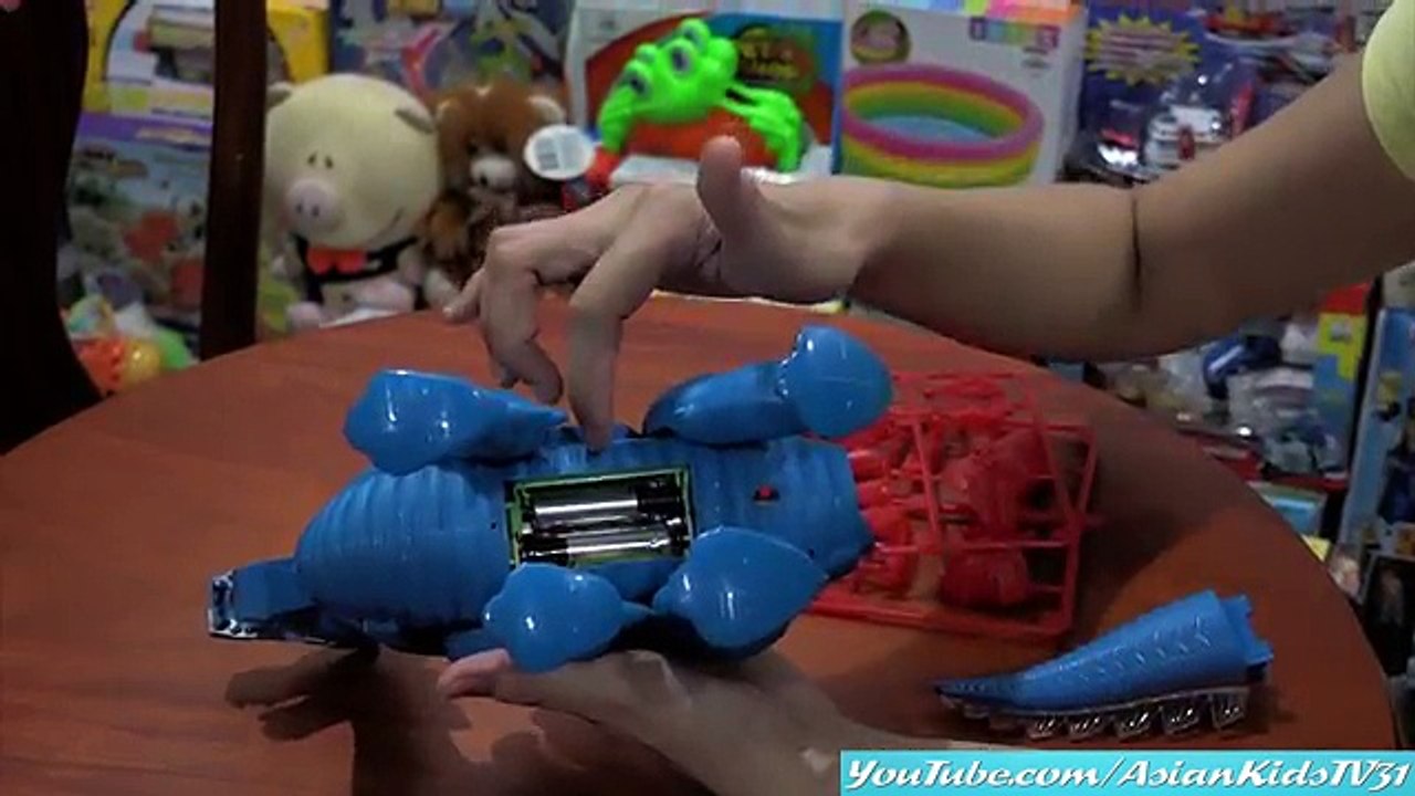 Car Toys: Bump & Go School Bus and Fire Truck Toys w/ Lights and Sounds Unboxing & Playtim