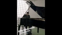 Lionel Messi Welcomes Champions League With Piano!
