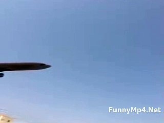 OMG.. !!! Plan Crash Never Seen Before(funnymp4.net)