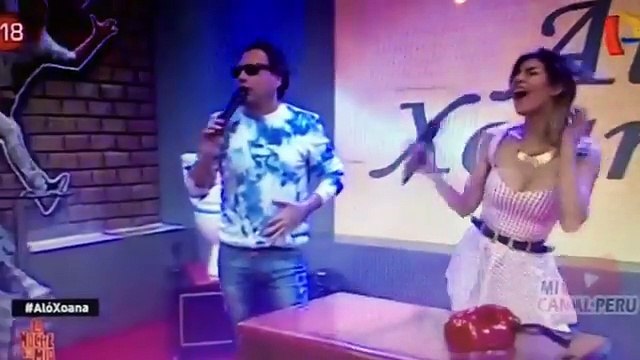 Gesto sexual que Carlos Galdós le hace a Xoana González genera polémica