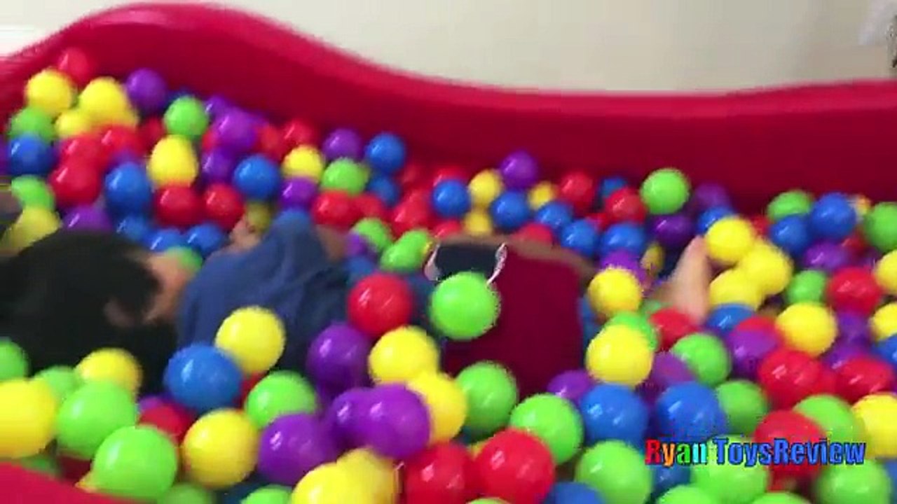 GIANT BALL PIT SURPRISE TOYS CHALLENGE Disney Cars Toys Spiderman vs Hulk Surprise Eggs fo
