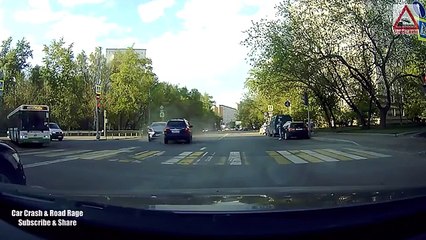 WORLDS MOST STUPID DRIVERS! Ultimate Driving Fails Compilation 2017