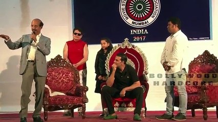 Akshay Kumar is Rich by Heart - Look How He Gives Respect to Stunt Team