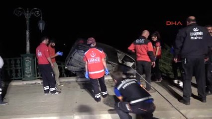 Eskişehir - Köprü Korkuluklarına Çarpan Otomobilin Sürücüsü Öldü