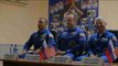 Astronautas de la NASA atienden a los medios la víspera de su despegue a la EEI